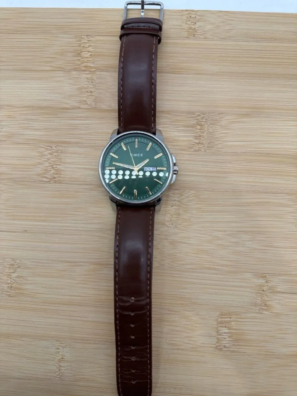 Timex Classics Men's 45 mm Watch Green Stainless Steel TW2V20900